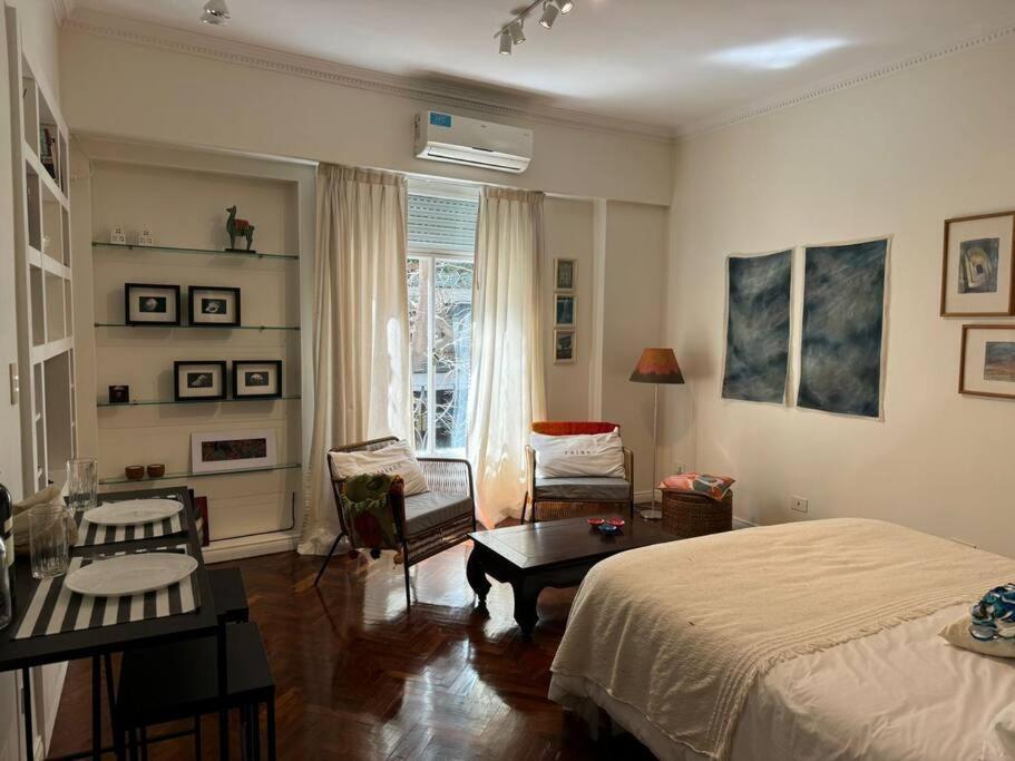 Apartment Charming Atelier In The Heart Of Recoleta *