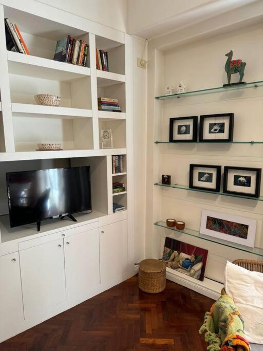 Charming Atelier In The Heart Of Recoleta